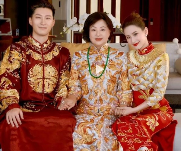 回应婚变5个月后，窦骁再迎喜讯，让何超莲和香港豪门圈沉默了