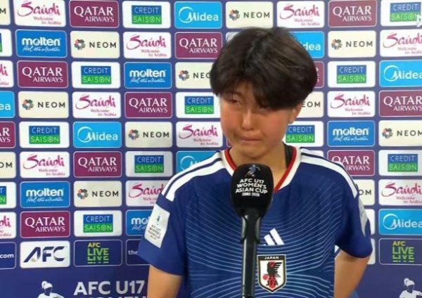 疯狂！朝鲜女足打哭日本 亚洲杯6场轰36球夺冠 仅半决赛险胜中国